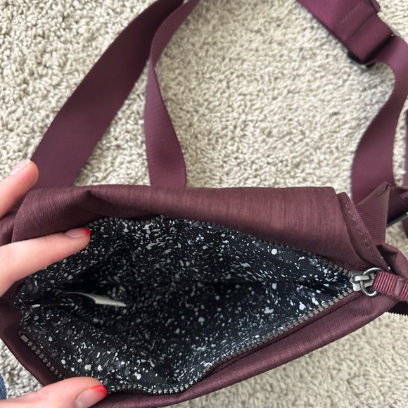Lululemon Burgundy Crossbody Bag - Picture 2 of 2